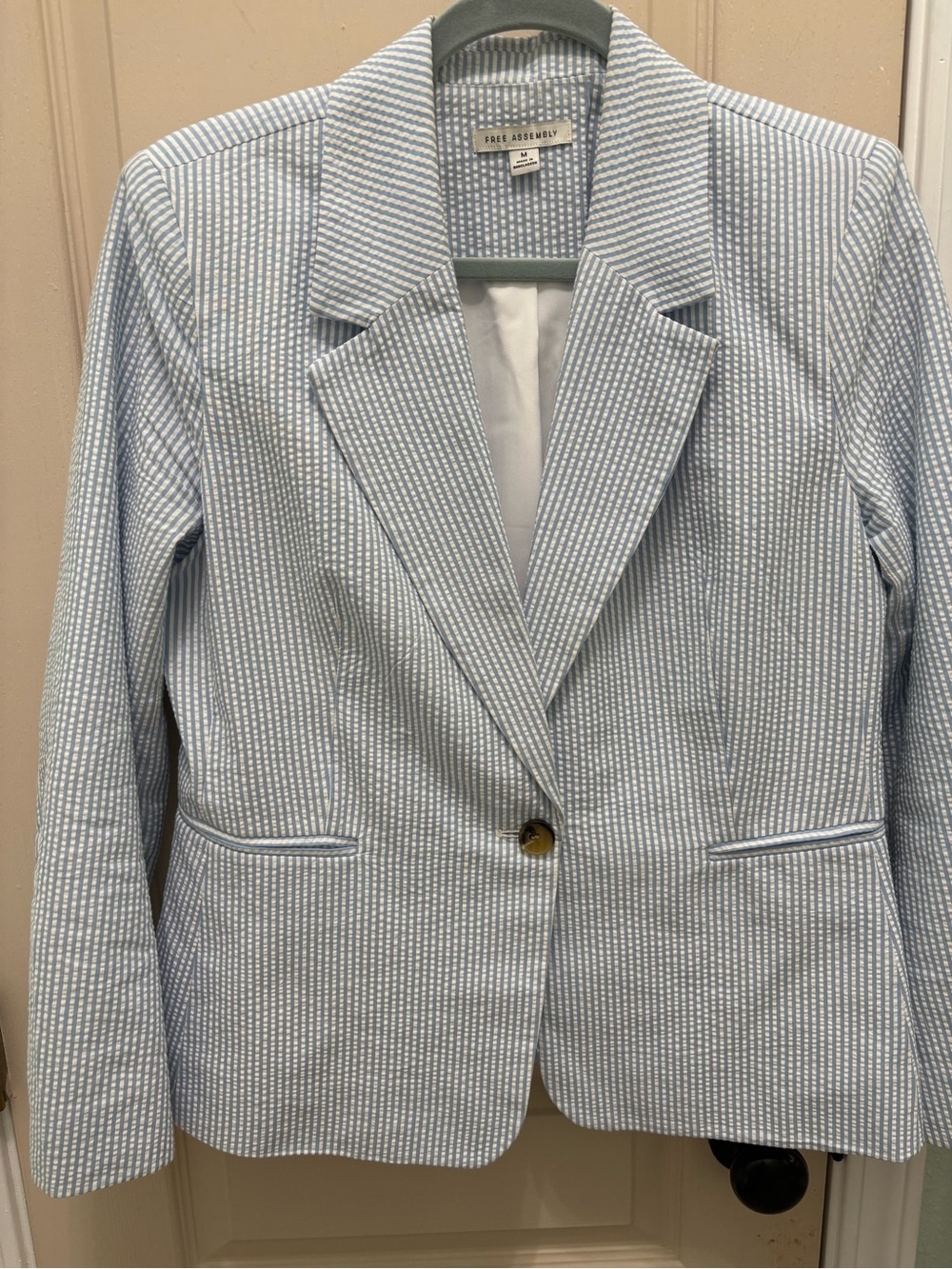Free Assembly Light Blue w/white stripe Seersucker Blazer - Single Button Size M